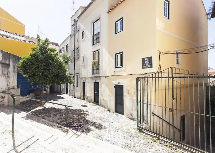 Mouraria 2 - View From French Balcony & Smart Check-in Διαμέρισμα Lisboa