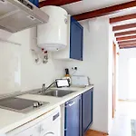 Mouraria 2 - View From French Balcony & Smart Check-in דירה *