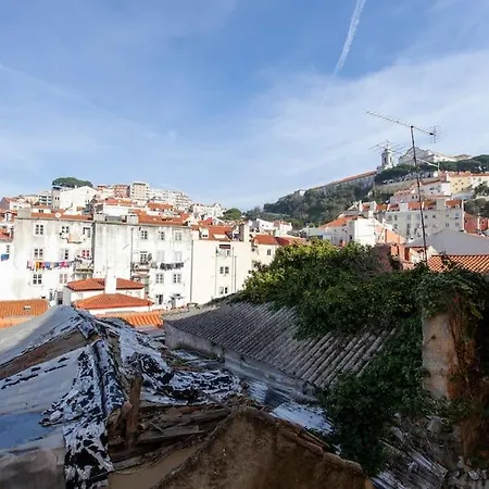 Apartment Mouraria 2 - View From French Balcony & Smart Check-in Lisbon