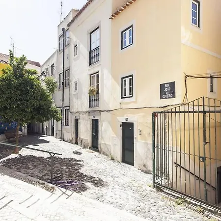 Mouraria 2 - View From French Balcony & Smart Check-in Apartment Lisbon